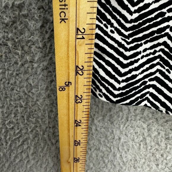 Chicos pants womens medium 2 black white zebra print cotton cropped capri resort - Picture 4 of 8